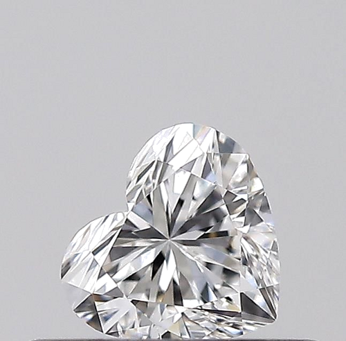 0.3 carat E-SI1 Natūralus Heart Deimantas (1)
