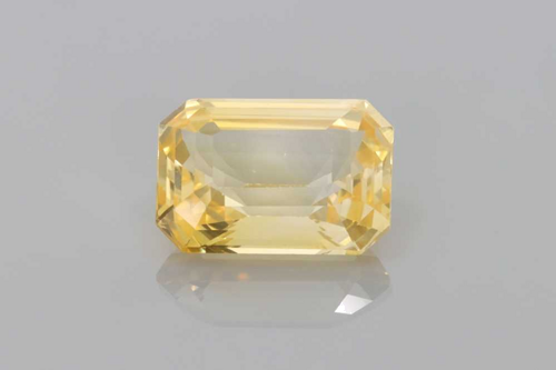 5.04 carat YELLOW Emerald Safyras (1)
