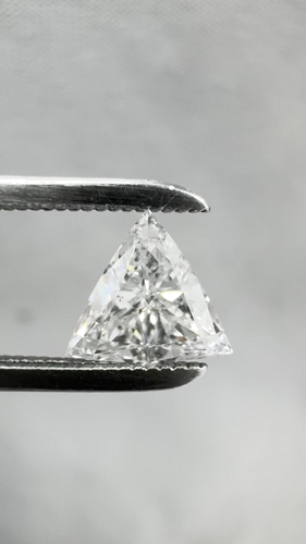 0.51 carat F-SI1 Natūralus Triangular Deimantas (1)