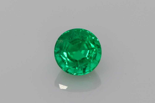 0.54 carat GREEN Round Smaragdas (1)