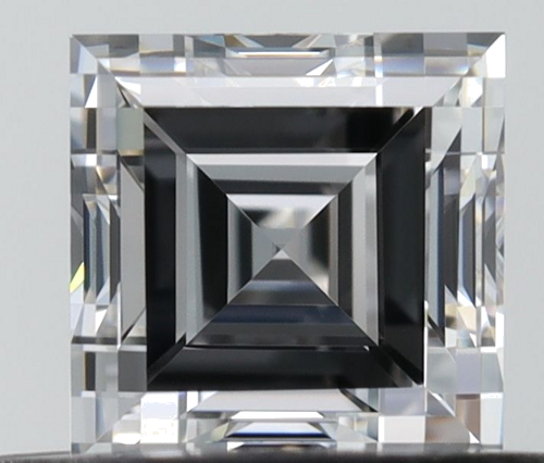 0.45 carat E-VVS2 Natūralus Square Radiant Deimantas (1)