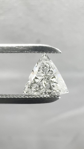 0.51 carat J-SI2 Natūralus Triangular Deimantas (1)