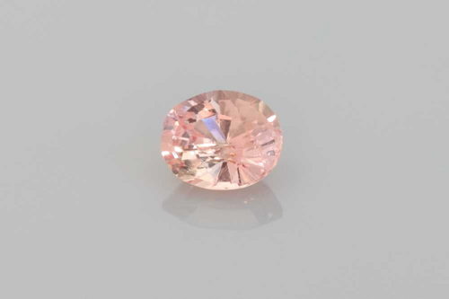 0.67 carat ORANGE Oval Safyras (1)