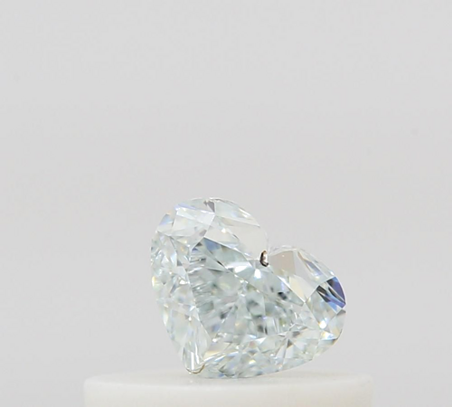 0.32 carat Fancy Light Green-SI1 Natūralus Heart Deimantas (1)