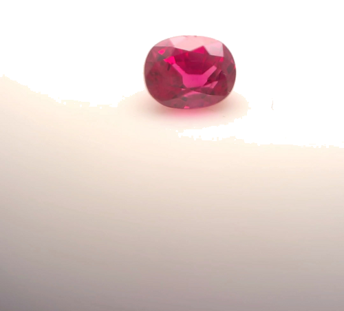 0.5 carat RED Cushion Rubinas (1)