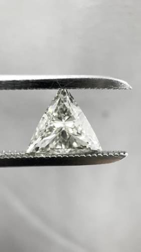 0.5 carat J-VS2 Natūralus Triangular Deimantas (1)