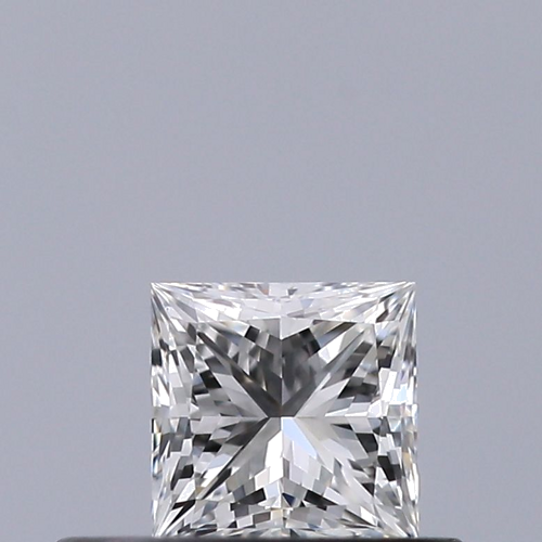 0.32 carat G-IF Natūralus Princess Deimantas (1)