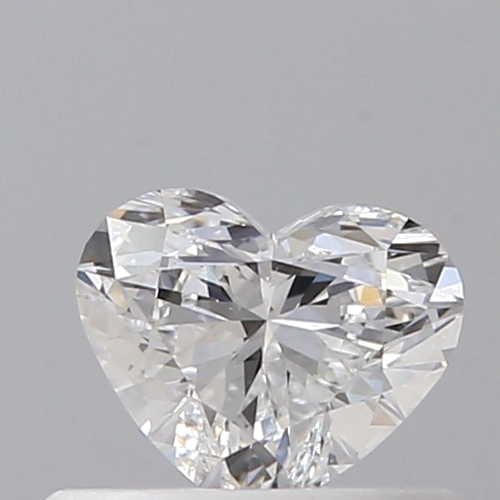 0.4 carat E-VVS2 Natūralus Heart Deimantas (1)