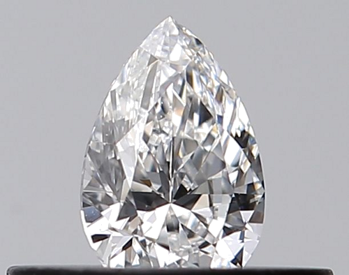 0.24 carat E-VS1 Natūralus Pear Deimantas (1)