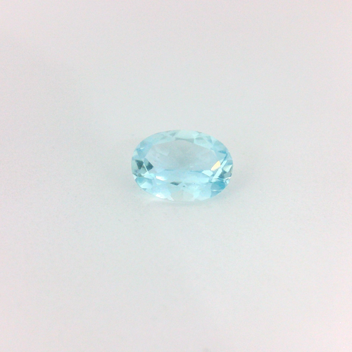 0.65 carat BLUE Oval Aquamarine (1)
