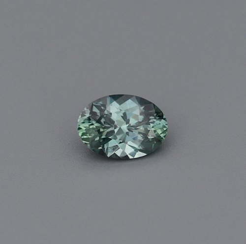 0.67 carat GREEN Oval Safyras (1)