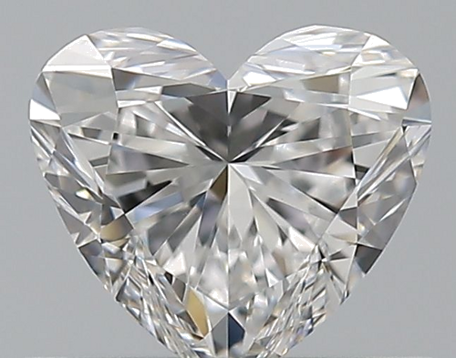 0.55 carat E-VVS2 Natūralus Heart Deimantas (1)