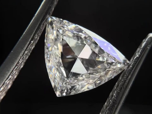 1.02 carat G-SI2 Natūralus Triangular Deimantas (1)