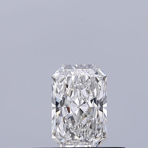 0.3 carat E-IF Natūralus Radiant Deimantas (1)