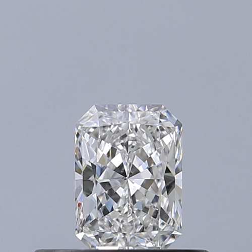 0.33 carat E-IF Natūralus Radiant Deimantas (1)