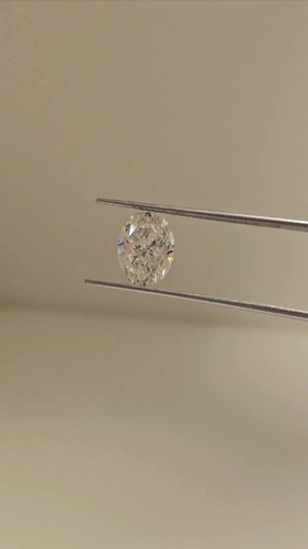 1.81 carat J-SI2 Natūralus Oval Deimantas (1)