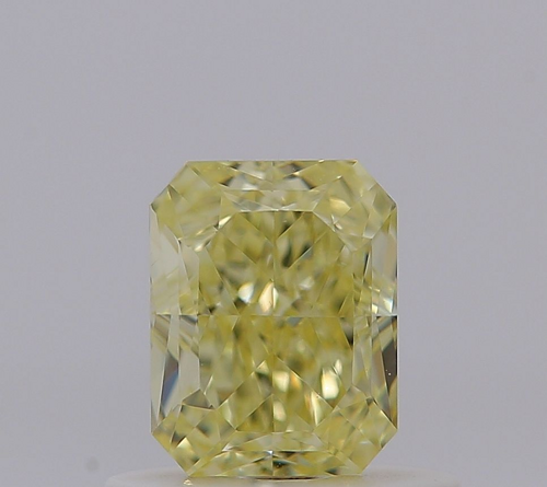 0.63 carat Fancy Light Yellow-VS1 Natūralus Radiant Deimantas (1)