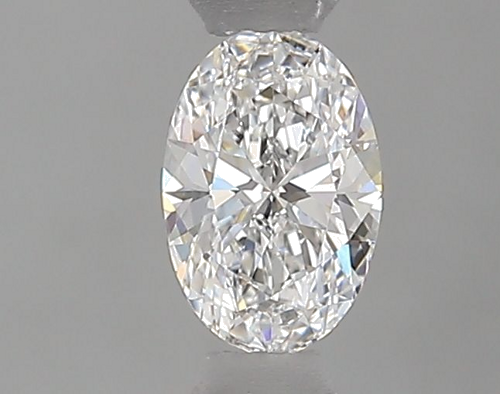 0.4 carat D-VVS2 Natūralus Oval Deimantas (1)