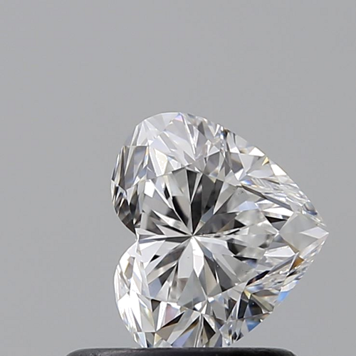 0.7 carat E-VS2 Natūralus Heart Deimantas (1)