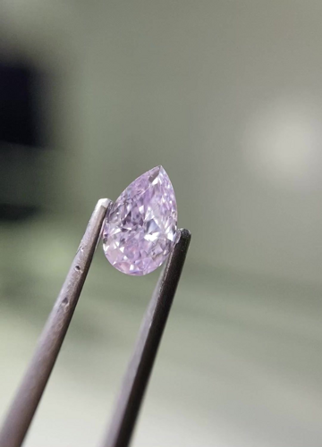 0.3 carat Fancy Light Pinkish Purple-SI1 Natūralus Pear Deimantas (1)