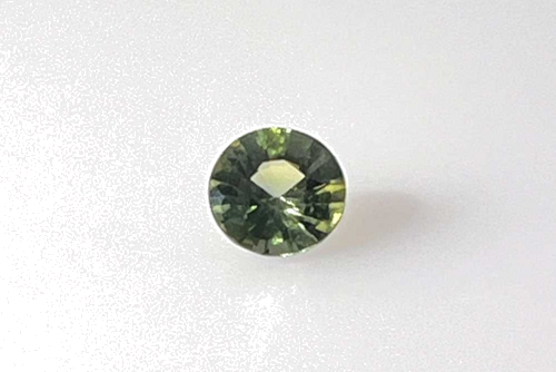 0.64 carat TEAL Round Safyras (1)