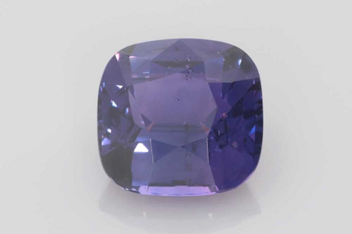 6.07 carat PURPLE Cushion Safyras (1)