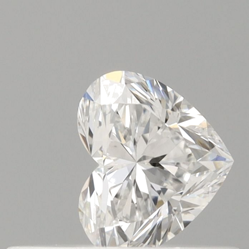 0.31 carat E-VVS1 Natūralus Heart Deimantas (1)