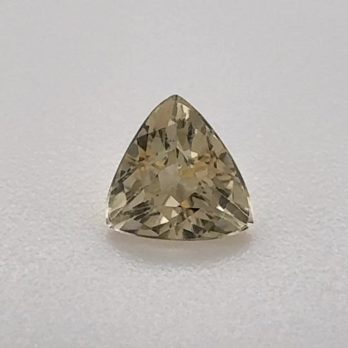 0.545 carat YELLOW Trilliant Topaz (1)