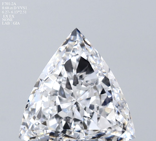 0.6 carat D-VVS1 Natūralus Triangular Deimantas (1)