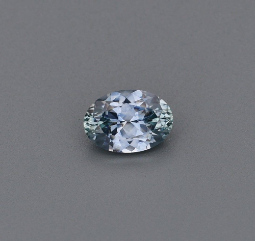 0.53 carat GREEN Oval Safyras (1)
