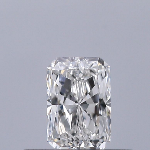 0.3 carat E-VVS1 Natūralus Radiant Deimantas (1)