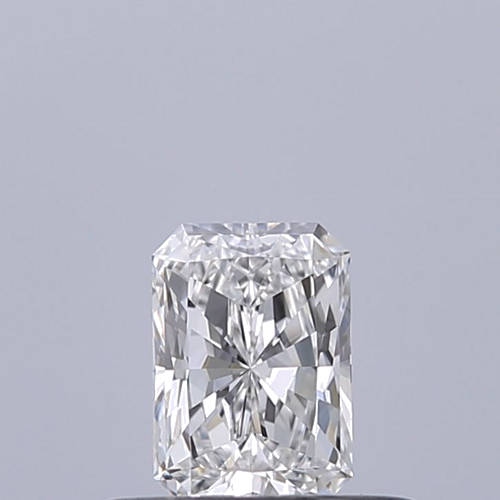 0.3 carat E-VVS2 Natūralus Radiant Deimantas (1)