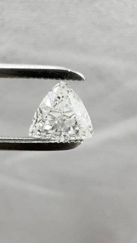 0.5 carat H-VS2 Natūralus Triangular Deimantas (1)