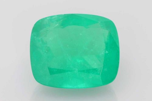 9.02 carat GREEN Cushion Smaragdas (1)