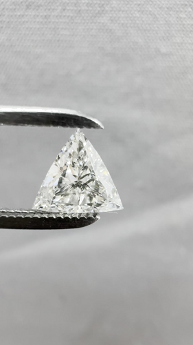 0.5 carat J-VS2 Natūralus Triangular Deimantas (1)