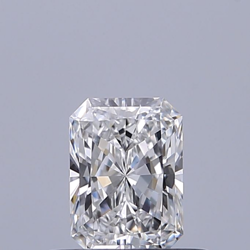 0.38 carat E-IF Natūralus Radiant Deimantas (1)