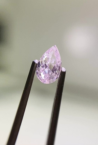 0.25 carat Fancy Light  Pink-SI1 Natūralus Pear Deimantas (1)