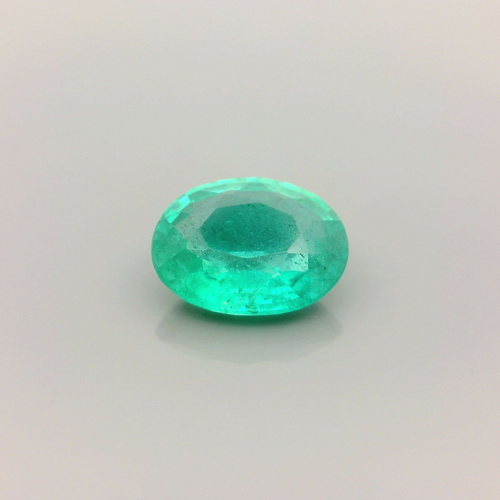 1.39 carat GREEN Oval Smaragdas (1)