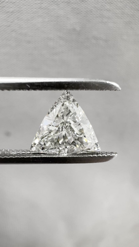 0.8 carat H-SI1 Natūralus Triangular Deimantas (1)