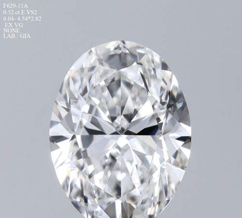 0.52 carat E-VS2 Natūralus Oval Deimantas (1)