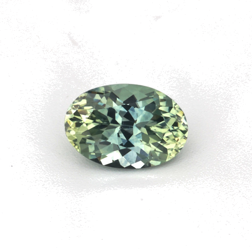 0.6 carat GREEN Oval Safyras (1)