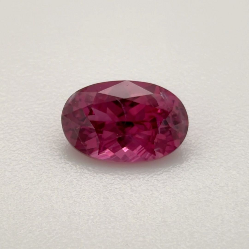 0.43 carat RED Oval Rubinas (1)