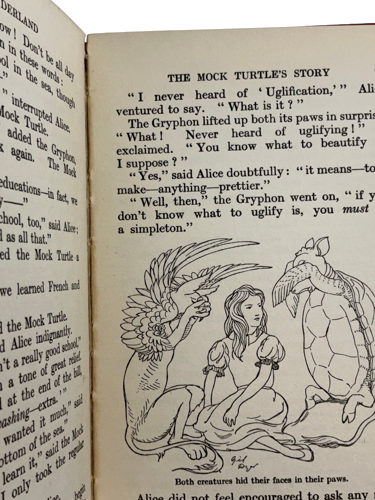 Антикварна илюстрована книга „Alice in Wonderland“ (Lewis Carroll, около 1935 г.)  Anglų kalba: (3)