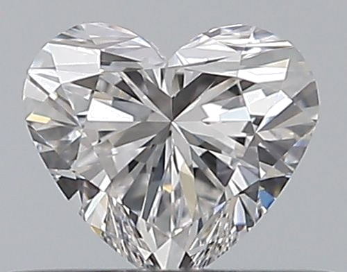 0.32 carat F-IF Natūralus Heart Deimantas (1)