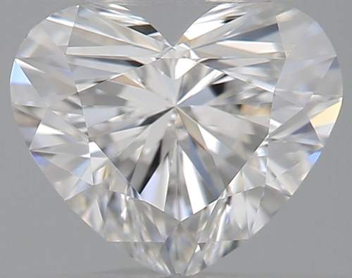 0.53 carat E-VVS2 Natūralus Heart Deimantas (1)
