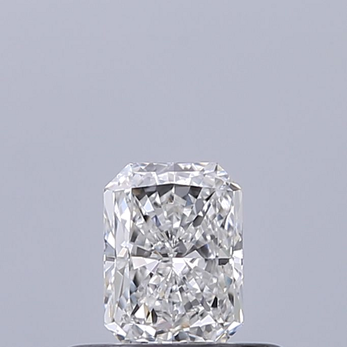 0.32 carat E-VVS2 Natūralus Radiant Deimantas (1)
