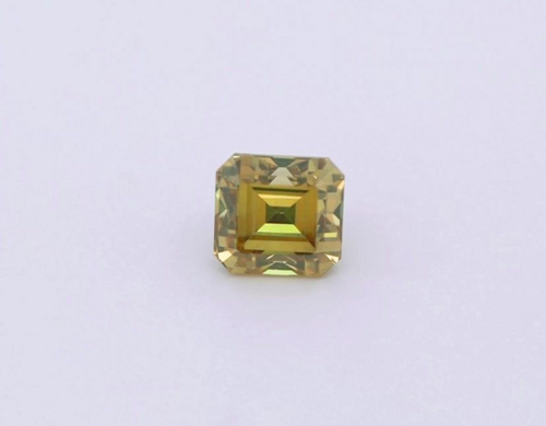 0.58 carat Fancy Deep Yellow-VS2 Natūralus Emerald Deimantas (1)