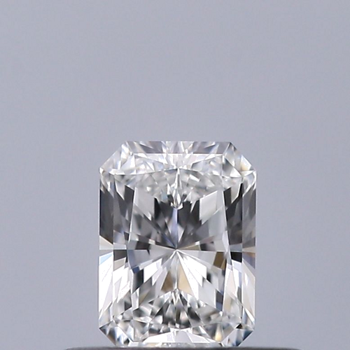 0.31 carat E-VVS1 Natūralus Radiant Deimantas (1)