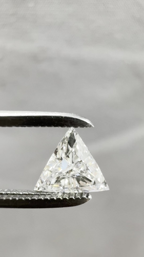0.5 carat G-VS2 Natūralus Triangular Deimantas (1)