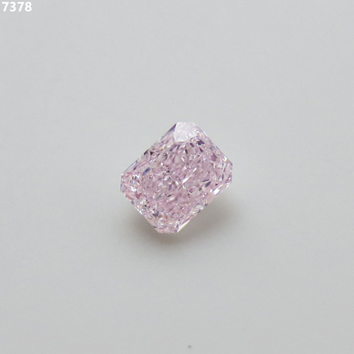 0.56 carat Fancy Light Pink-VS2 Natūralus Radiant Deimantas (1)